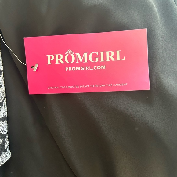 Tawny Two Piece Formal Strapless Long Dress Black & White Size XL Prom NWT - Picture 7 of 9